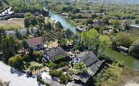 Treetops Park Hotel